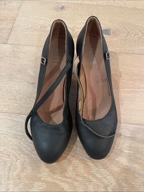 Bloch black character shoes size 8